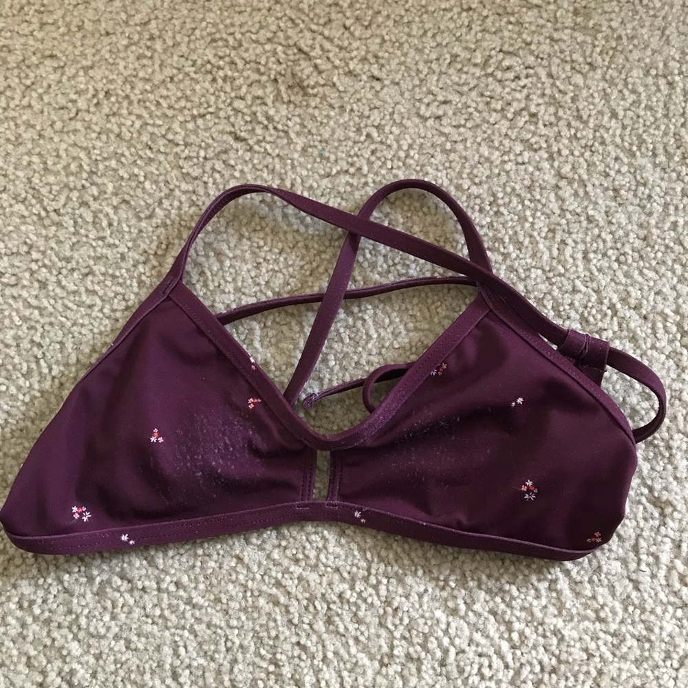 Jolyn Vent triangle top
